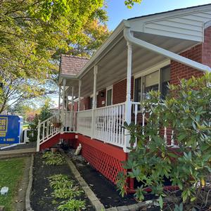 Seamless Aluminum Gutter Installation